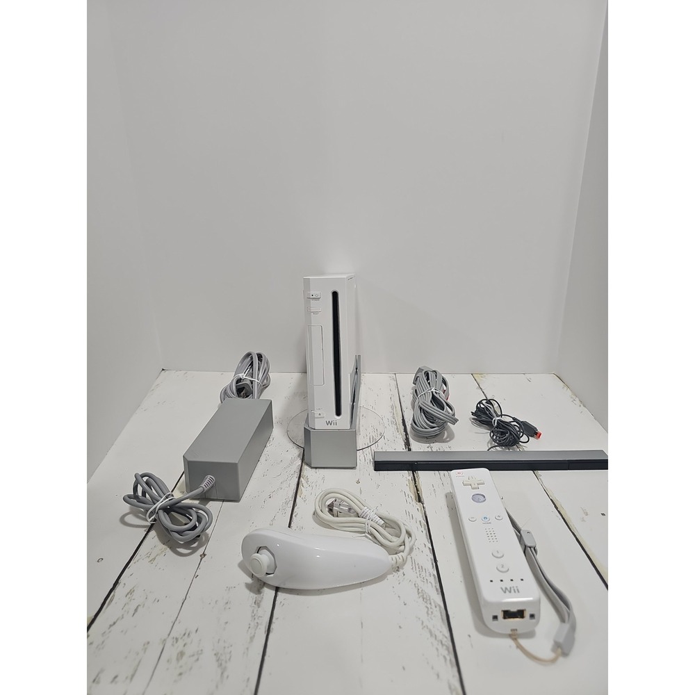 Nintendo Wii Console - White With 1 Controller